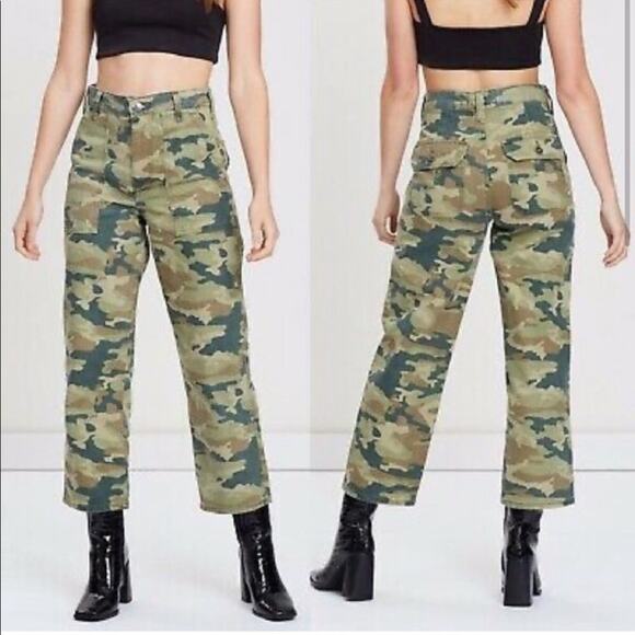 We the Free Remy camo print cropped baggy pants size 28 - Picture 1 of 16